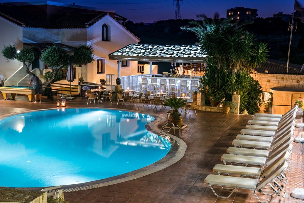 Diamond Village & Suites ヘルソニソス エクステリア 写真